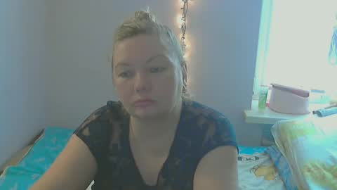 queen_jane8 online show from 02.18.25