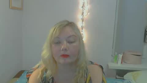 queen_jane8 online show from 03.01.25