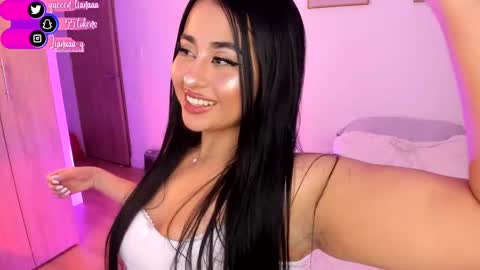 Liana  online show from 12.12.24
