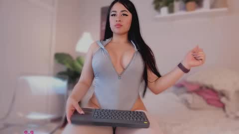 Liana  online show from 03.21.26