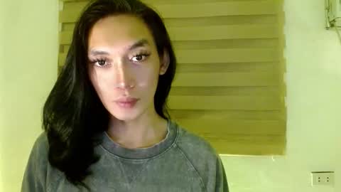 Snapshot of queen_lucifer chatting on 01.12.26 Queen Lucifer online show from 01.12.26