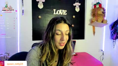 Snapshot of queen_natttyy chatting on 12.19.24 queen_natttyy online show from 12.19.24
