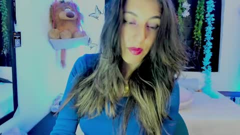 queen_natttyy online show from 04.08.26