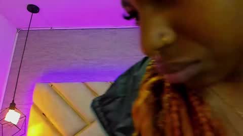   online show from 12.03.24