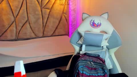   online show from 01.18.25