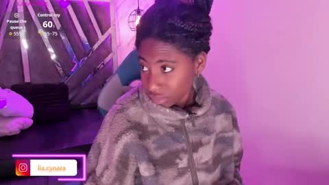   online show from 10.05.25