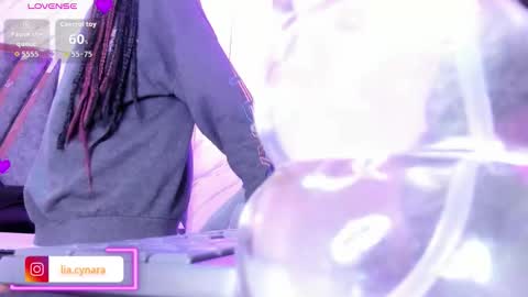   online show from 10.07.25