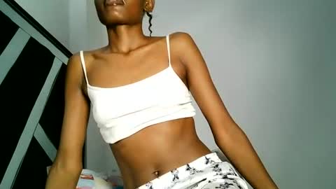 Snapshot of queen_sashavixen chatting on 06.24.26 queen_sashavixen online show from 06.24.26