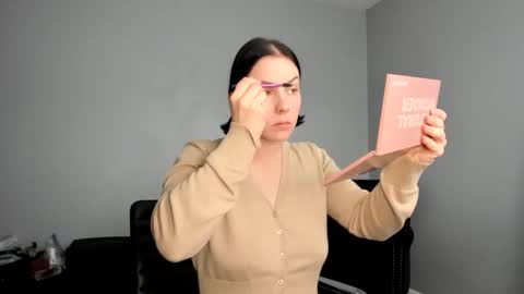 Queen Blaire online show from 12.03.25