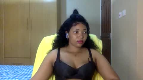 Queenbebony2 online show from 09.14.25
