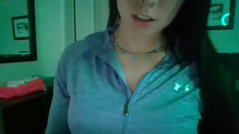 Snapshot of queenbee6269 chatting on 12.10.24 queenbee6269 online show from 12.10.24