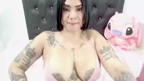 Queenbusty1 online show from 02.22.26