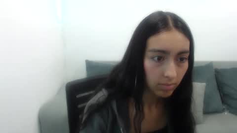 queenbyte_18 online show from 10.28.25