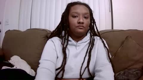 Queen Chief online show from 02.18.26