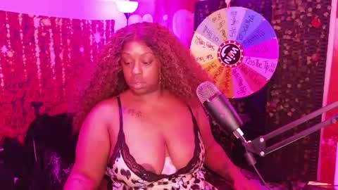 Queen Cherise Roze online show from 06.03.26