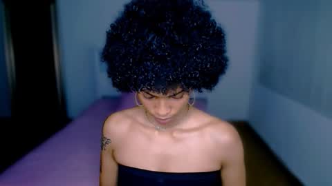 Snapshot of queendom_ing chatting on 10.27.25 Sweet Goddess online show from 10.27.25