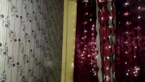 Snapshot of queenfoxylady chatting on 02.07.25 just call me QUEEN and ill be there online show from 02.07.25