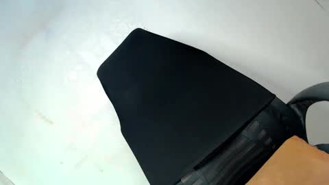 Snapshot of queenfoxylady chatting on 10.09.25 just call me QUEEN and ill be there online show from 10.09.25