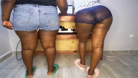 Nina online show from 09.17.25