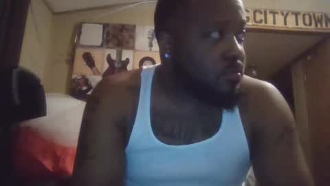 Snapshot of queenking55 chatting on 03.10.25 Queen N King Fun Night online show from 03.10.25