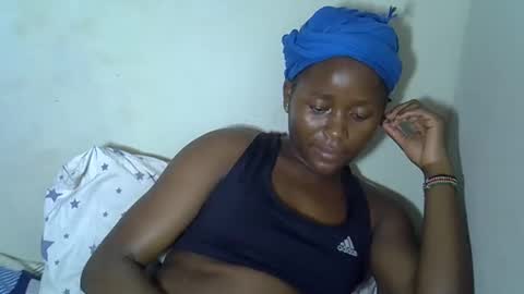 queenlena868103 online show from 11.16.25