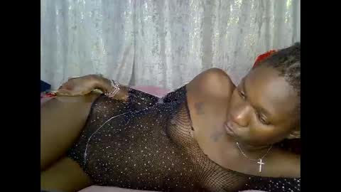 queenluiza199400 online show from 05.27.26