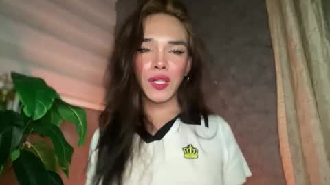 QUEEN online show from 10.01.25