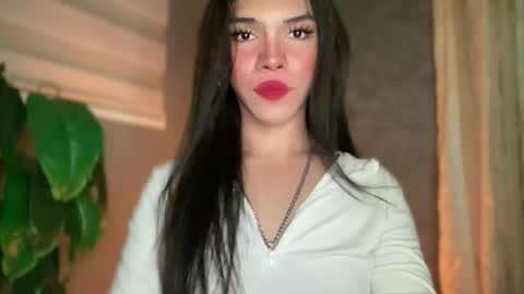 QUEEN online show from 04.03.26