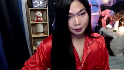Snapshot of queenofcum169xx chatting on 11.19.25 Mikka online show from 11.19.25