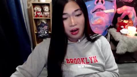 Mikka online show from 11.24.25