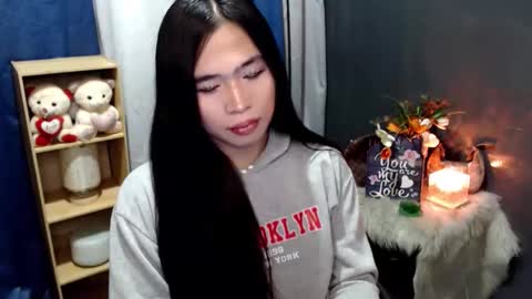 Snapshot of queenofcum169xx chatting on 04.30.26 Mikka online show from 04.30.26