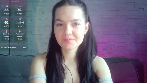 QueenOfModels online show from 02.12.26