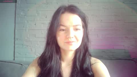 QueenOfModels online show from 02.18.26