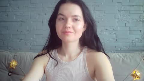 QueenOfModels online show from 04.25.26