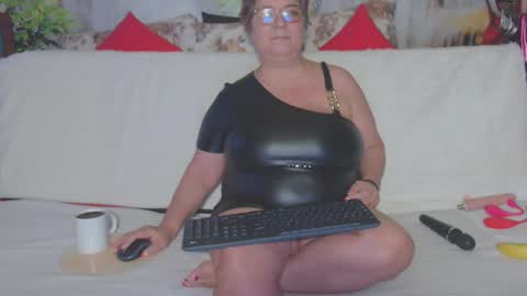 QueenPammy online show from 01.12.25
