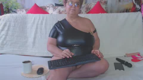 QueenPammy online show from 01.12.25