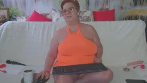 QueenPammy online show from 02.05.25