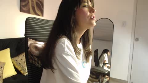 Rose online show from 12.23.24