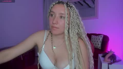 Queen Rose  online show from 02.04.25