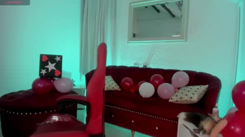 Queen Rose  online show from 02.19.25