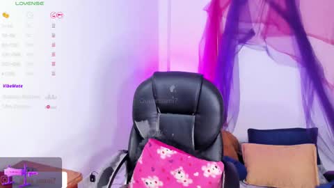 Snapshot of queensami7 chatting on 09.13.25 Samantha online show from 09.13.25