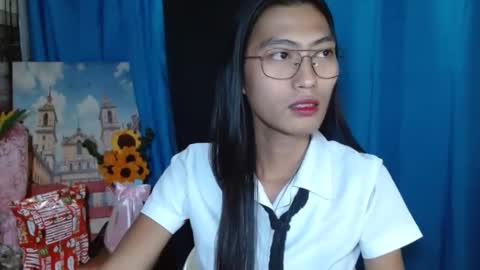 queensteffi online show from 12.22.24
