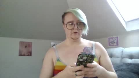 queerlyjaz online show from 11.23.25