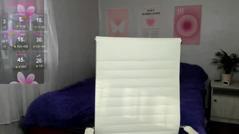 Anna online show from 04.12.26