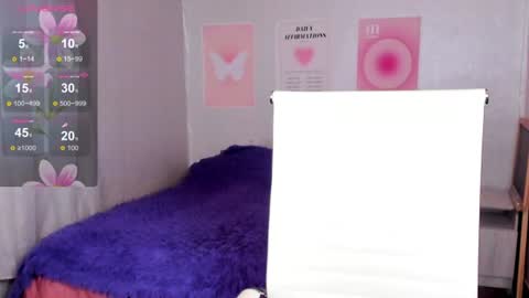 Snapshot of queitsharm_ chatting on 07.05.26 Anna online show from 07.05.26
