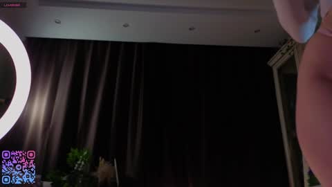 Teri  My favorite vibes 77 101 222 666 online show from 12.14.25