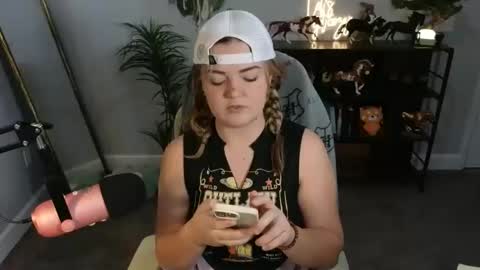 Bri online show from 11.23.25