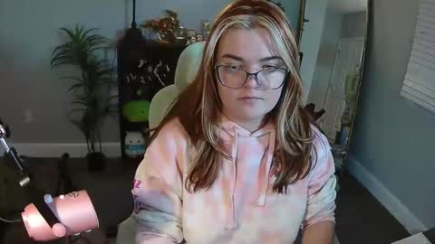 Bri online show from 12.21.25