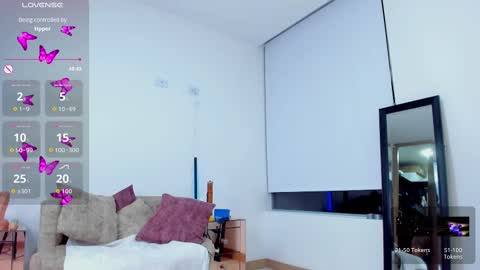 Snapshot of quimeralady chatting on 09.10.25 Quimera online show from 09.10.25