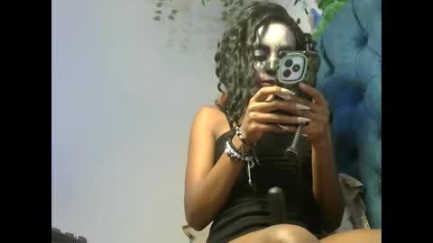 quin_z online show from 11.01.25